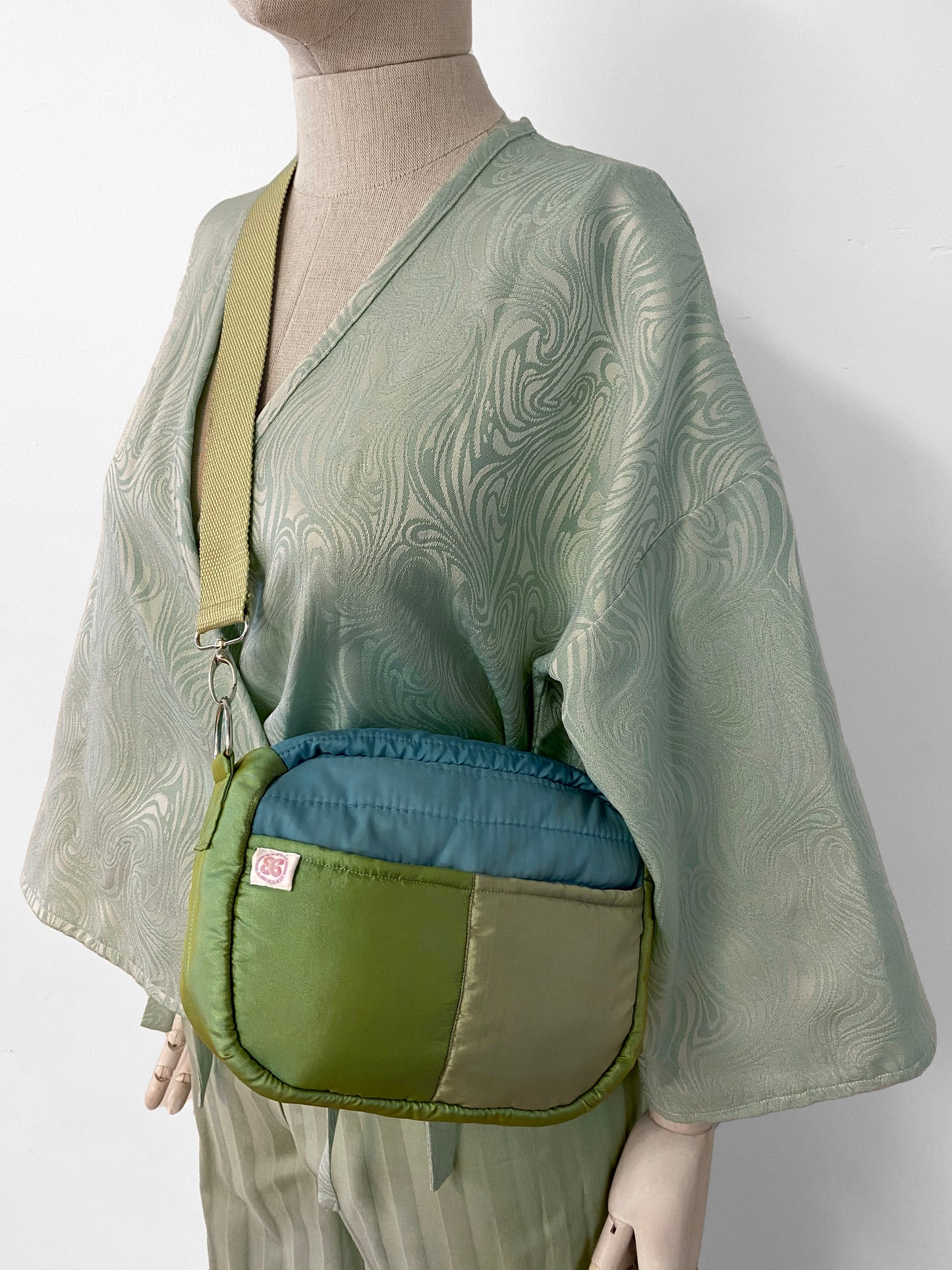 Green/Blue Shoulderstrap Bag